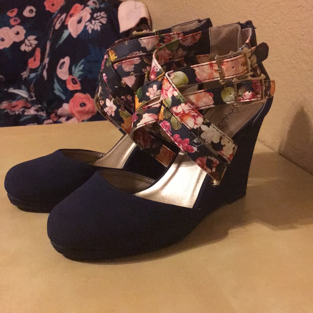 Floral Wedges Navy Blue